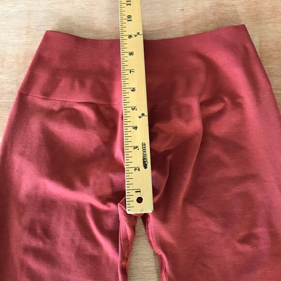 Alphalete Athletic Leggings Women L Red Mid Rise Elastic Waist Athleisure Yoga - Picture 8 of 12